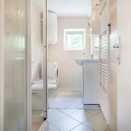 70 Square M With Balcony+parking+ac Apartament